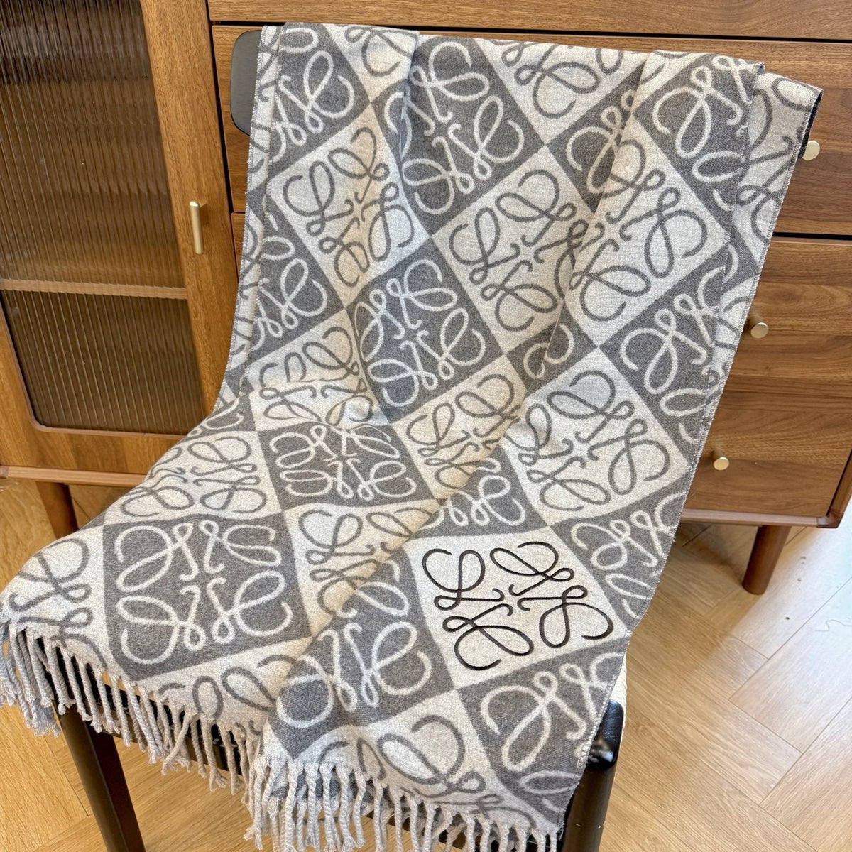 Loop-Motif Fringed Scarf — front