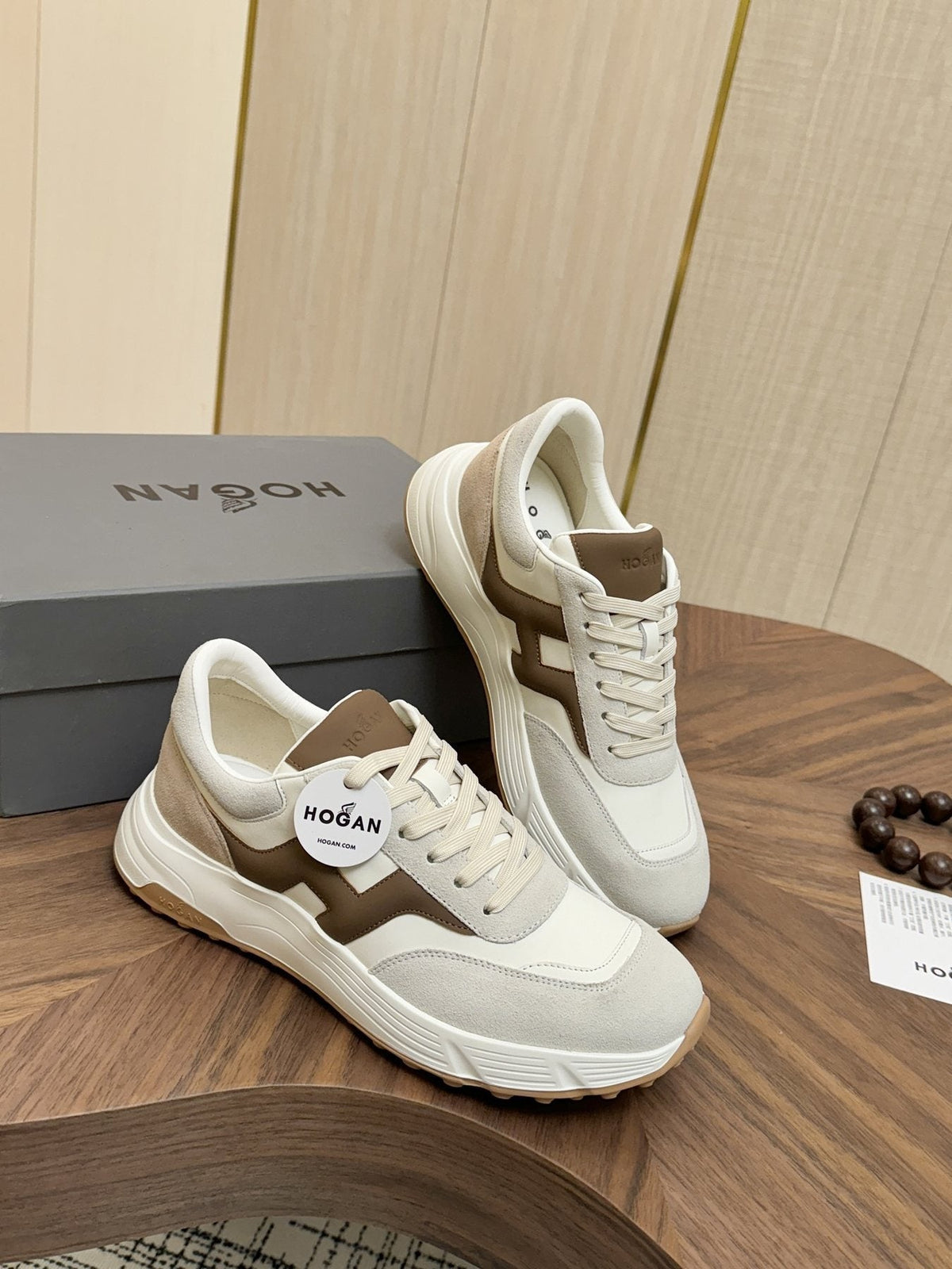 Hogan Black Low-Top Sneakers — front
