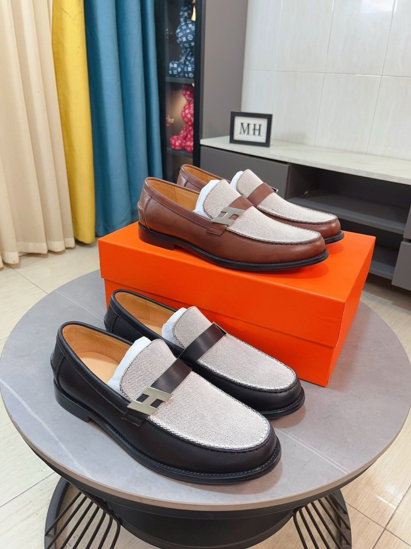 Hermès Textured Contrast-Trim Loafers — hero
