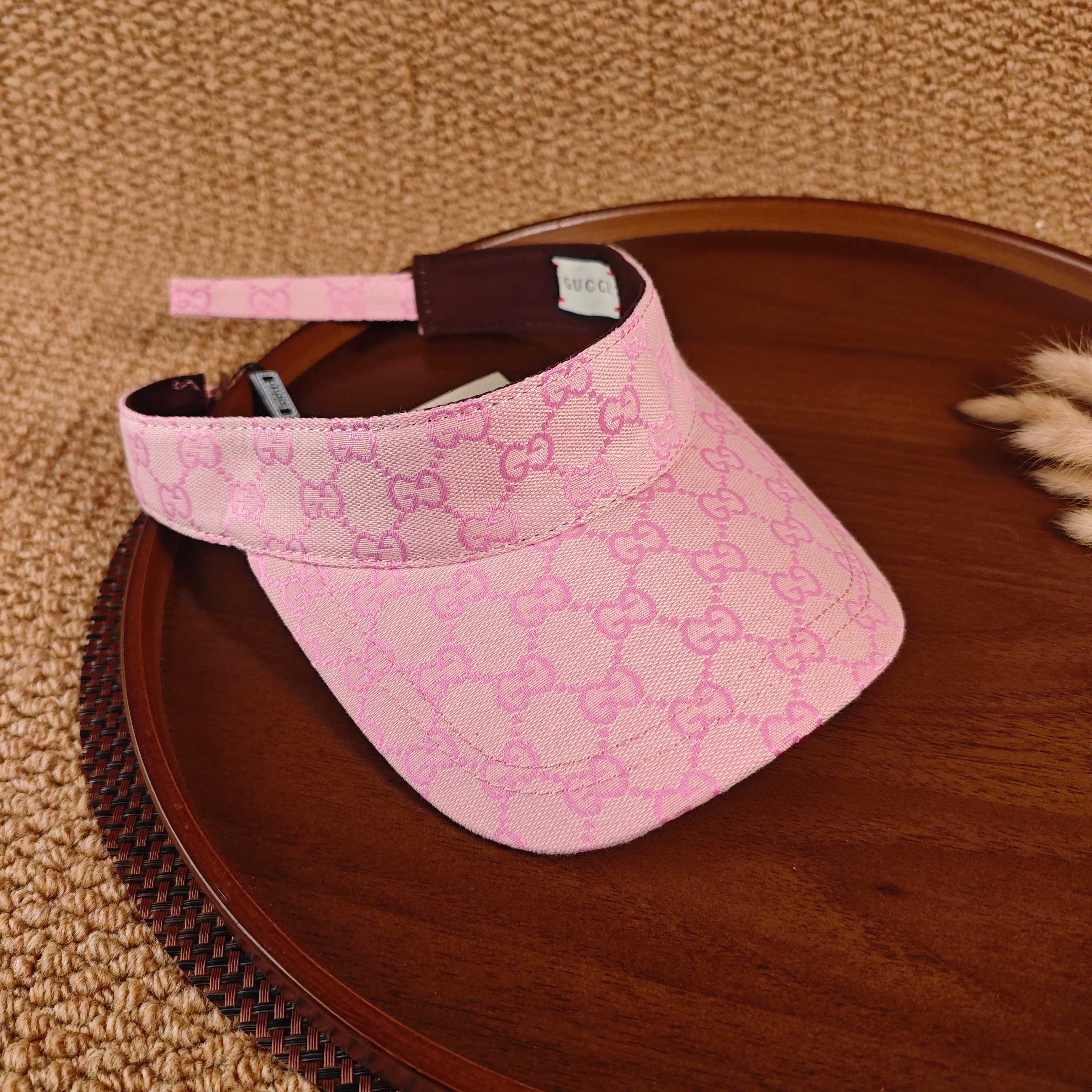 GUCCI GG Monogram Canvas Sun Visor