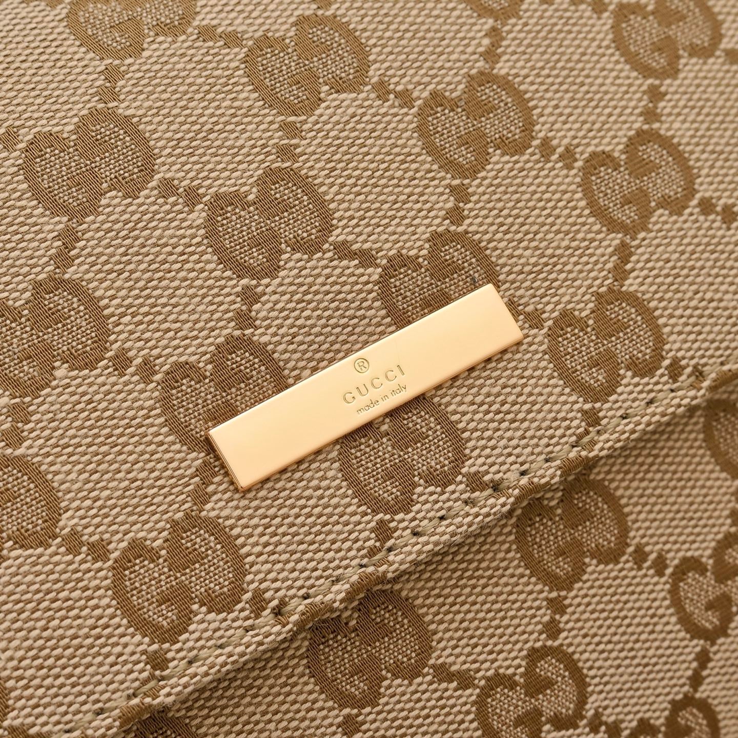 GUCCI GG Madison Denim Shoulder Bag