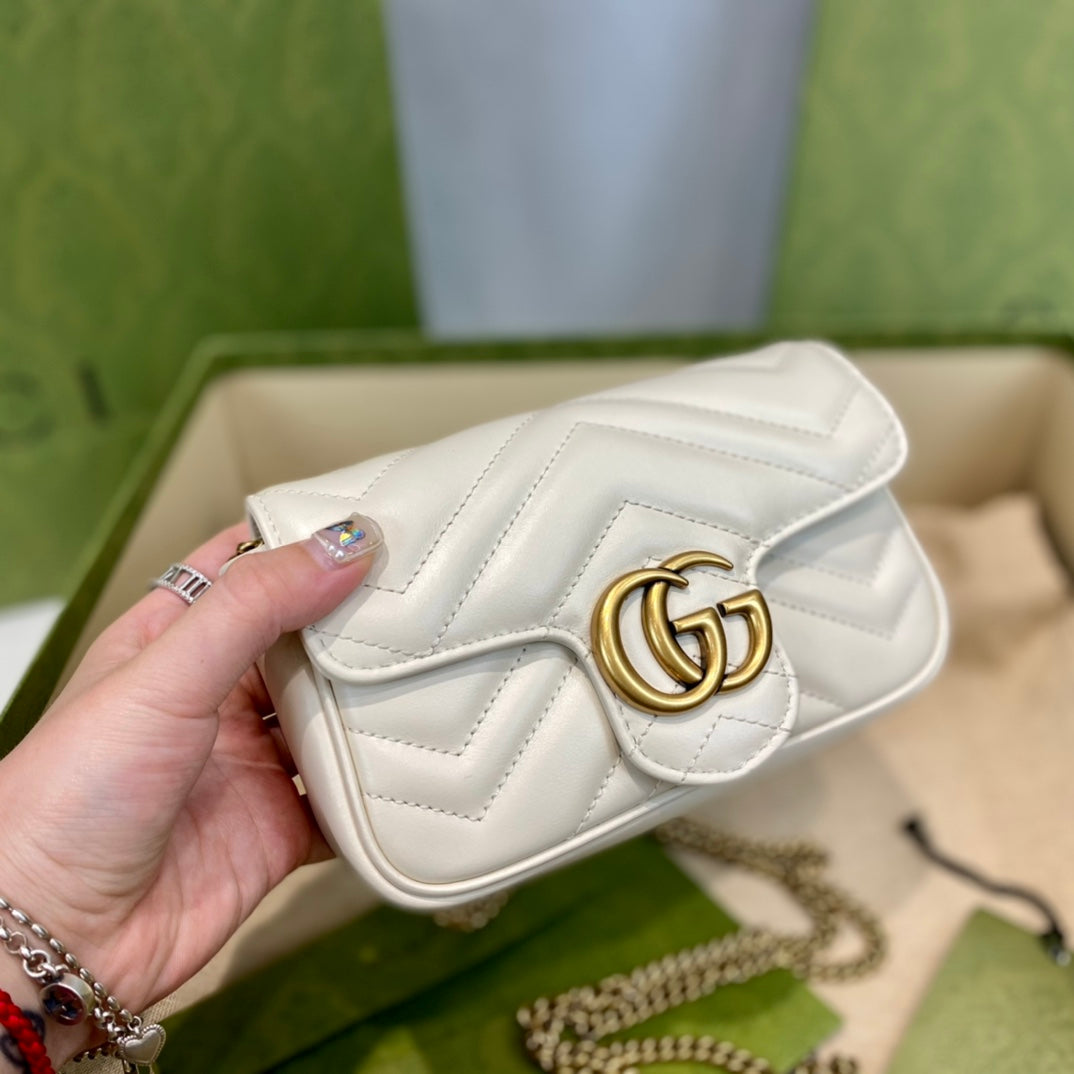 Gucci GG Marmont Mini Shoulder Bag – 476433