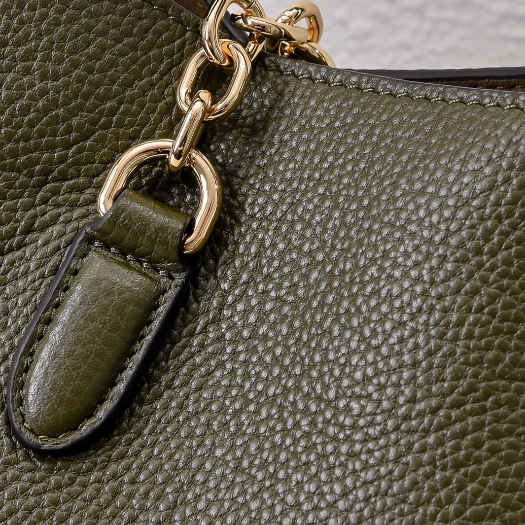 Gucci Softbit Medium Top Handle Bag – 837467