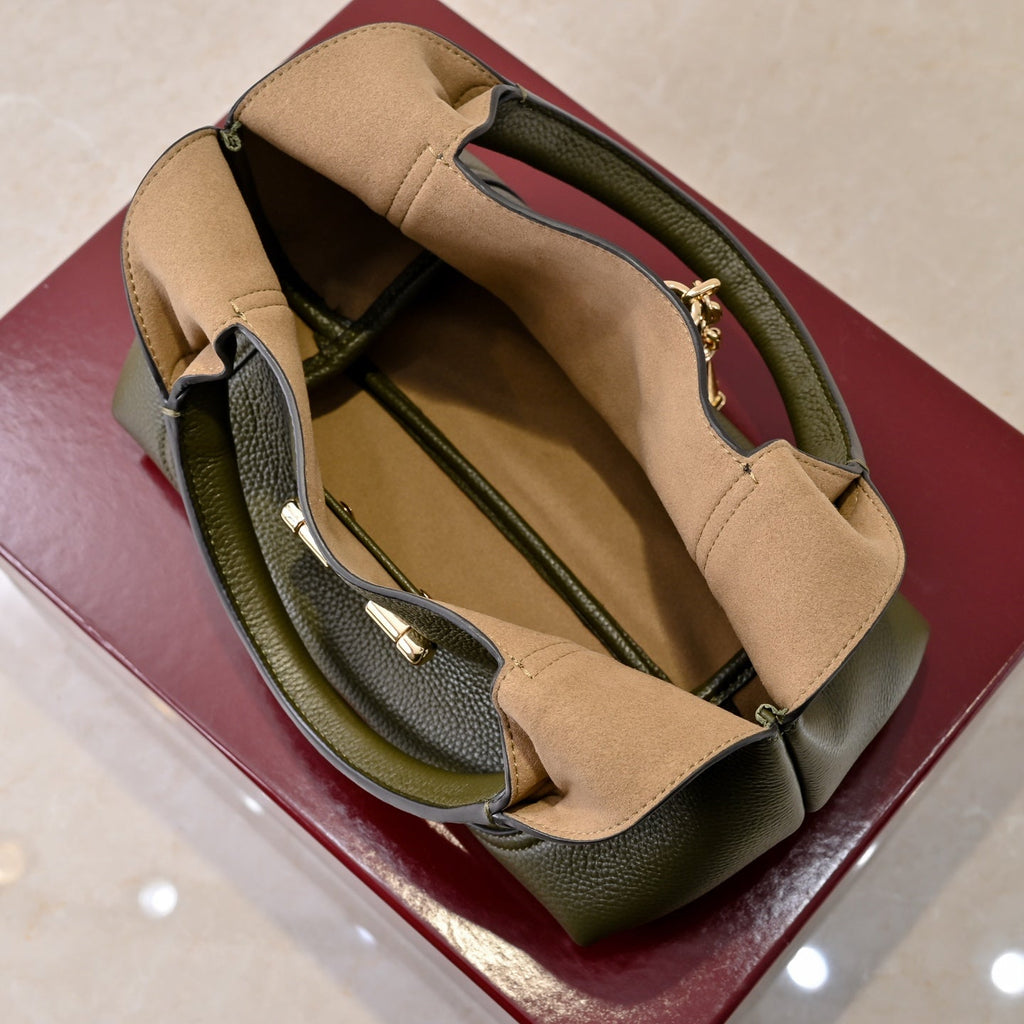 Gucci Softbit Medium Top Handle Bag – 837467
