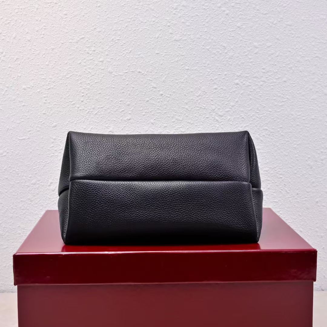 Gucci Softbit Medium Top Handle Bag – 837467