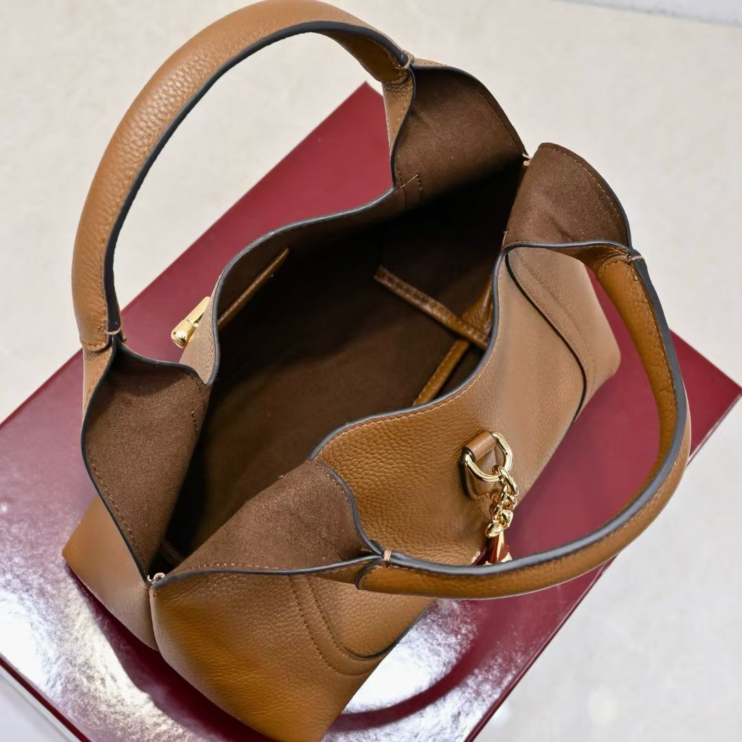 Gucci Softbit Medium Top Handle Bag – 837467