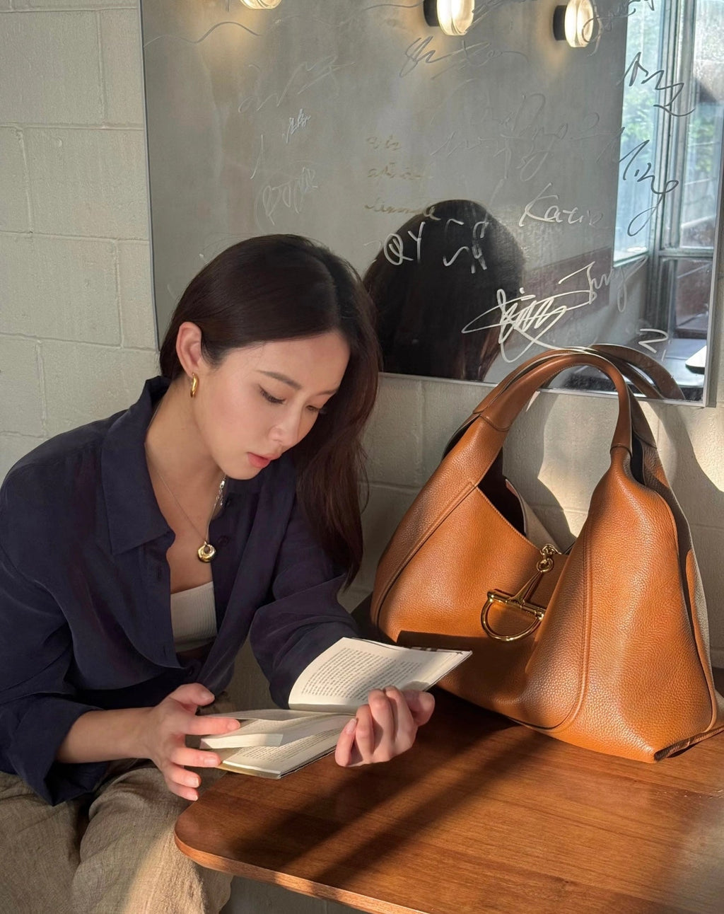 Gucci Softbit Medium Top Handle Bag – 837467